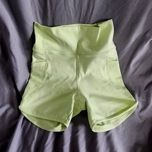 BuffBunny Light lime shorts